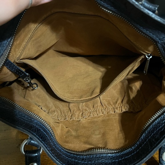 Patricia Nash Poppy Medium Tote and Brown Leather Shoulder Bags - Picture 4 of 7